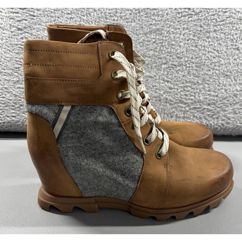Sorel Joan Arctic Wedge III Lexie Wedge Boots Women's Tan 1978201-243 Womens 12